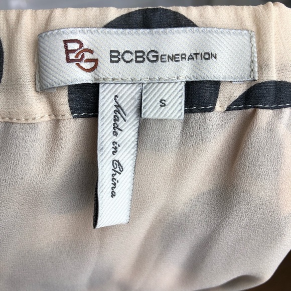BCBGeneration skirt small polka dots pockets mini - Picture 5 of 7